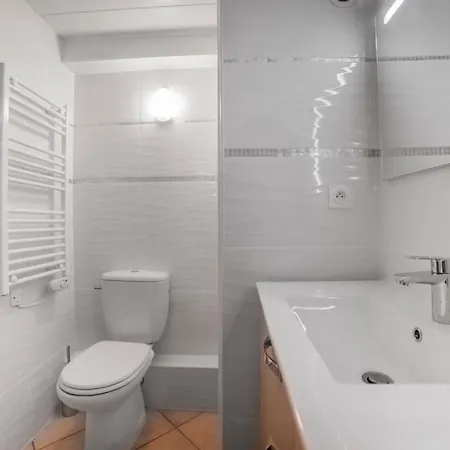公寓 Studio Republique By Interhome 土伦