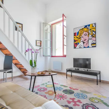 Studio Republique By Interhome 公寓